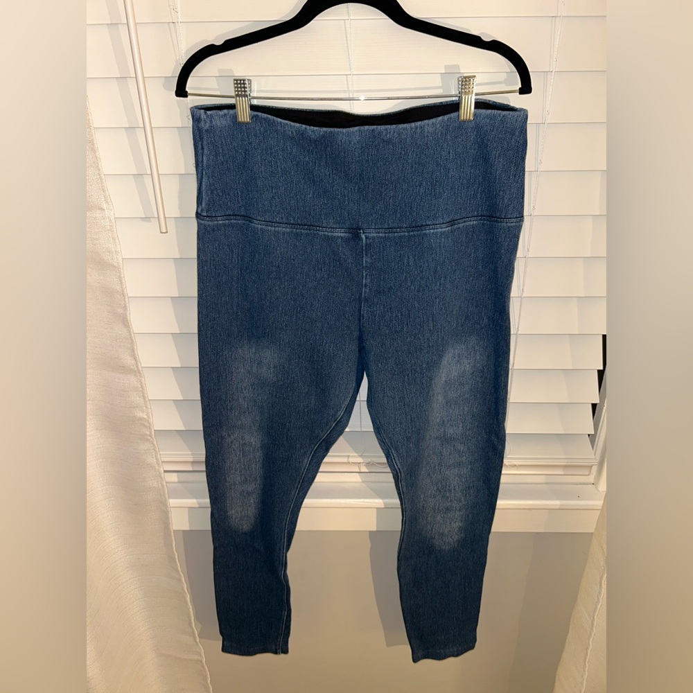 Lysse Women's Dark Blue Jeggings